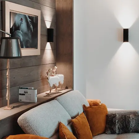 Des Cerisiers - Luxe Et Parking A Le Praz クールシュヴェル