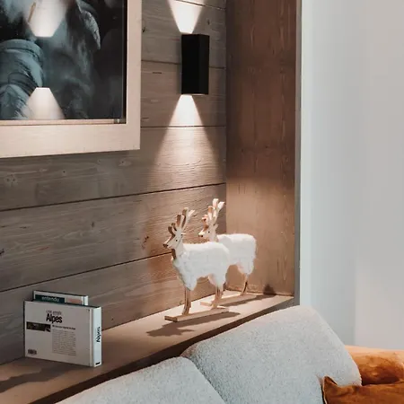 Des Cerisiers - Luxe Et Parking A Le Praz كورشوفيل