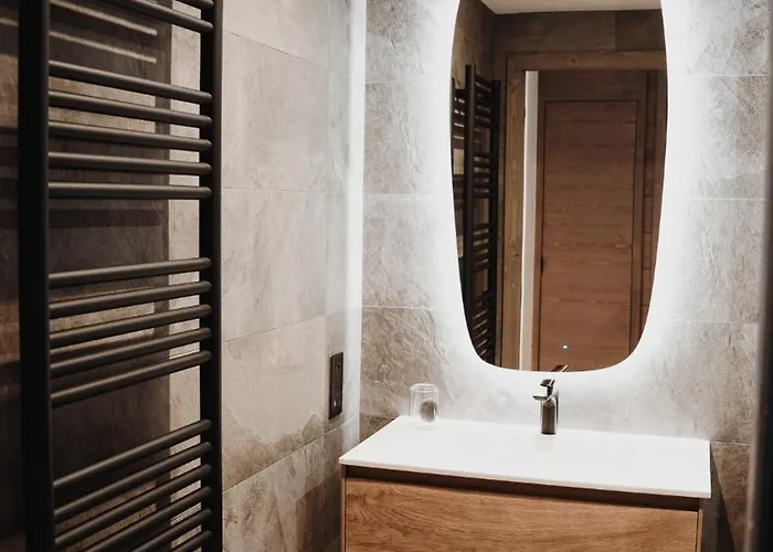 Des Cerisiers - Luxe Et Parking A Le Praz Daire Courchevel