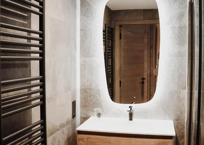 Des Cerisiers - Luxe Et Parking A Le Praz Daire Courchevel